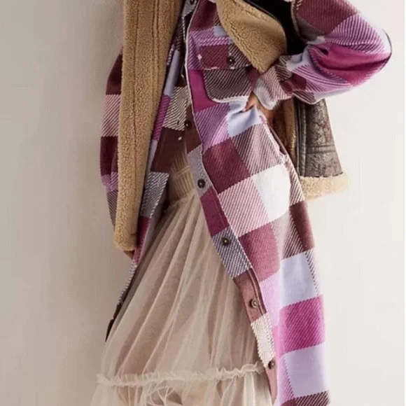 Free People - We The Free - Oversized plaid fleece jacket with elbow patch- S - Picture 7 of 7